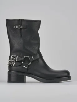 Stivaletto biker tacco 2 cm nero pelle