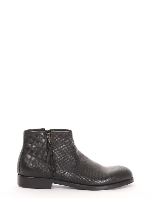 Stivaletto con fondo cuoio e soletto in vera pelle nero