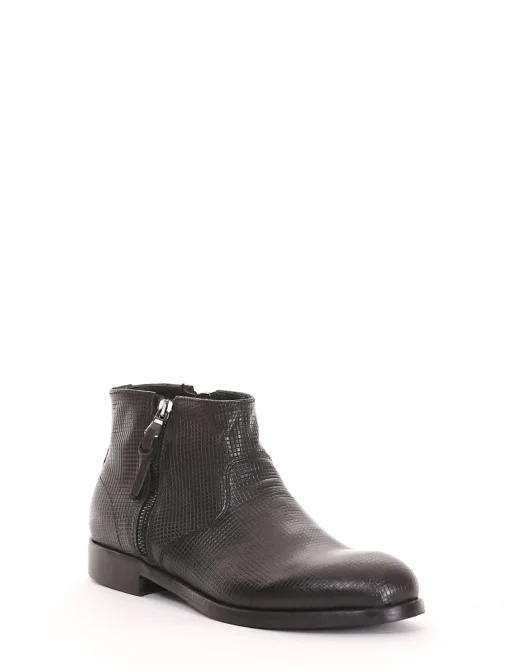 Stivaletto con fondo cuoio e soletto in vera pelle nero