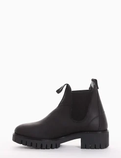 Stivaletto con fondo gomma flessibile e soletto in vera pelle nero