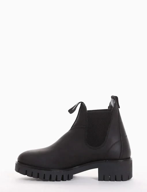 Stivaletto con fondo gomma flessibile e soletto in vera pelle nero
