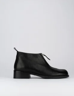 Stivaletto tacco 4 cm nero pelle
