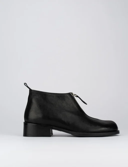 Stivaletto tacco 4 cm nero pelle