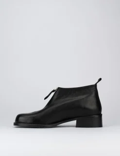 Stivaletto tacco 4 cm nero pelle