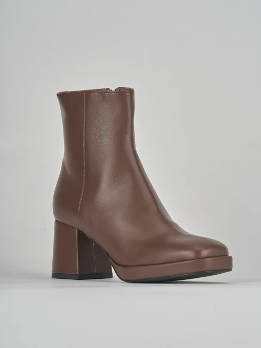 Stivaletto tacco 5 cm marrone pelle