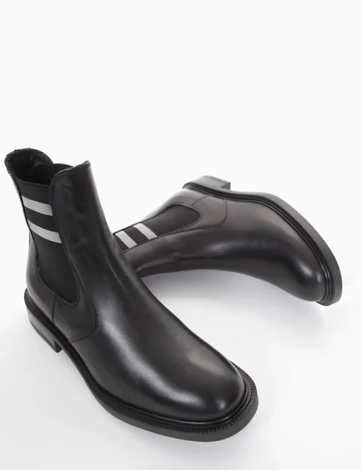 stivaletto tacco 2 cm nero