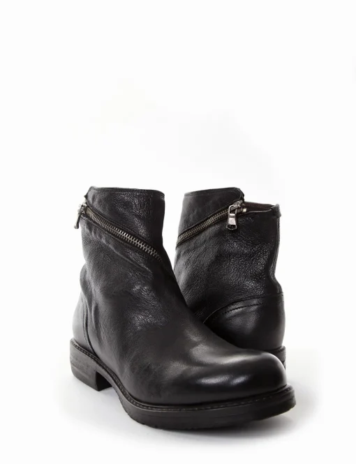 stivaletto tacco 2 cm nero