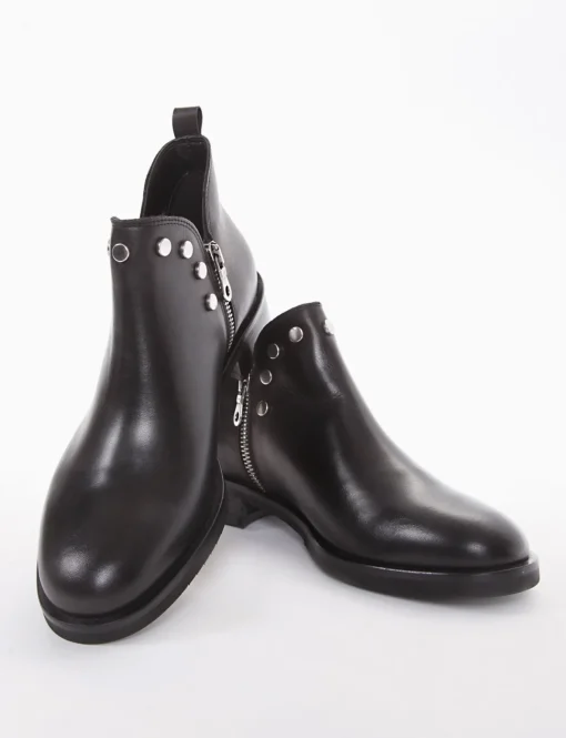 stivaletto tacco 2 cm nero