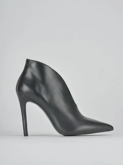 Stivaletto tacco 10 cm nero pelle