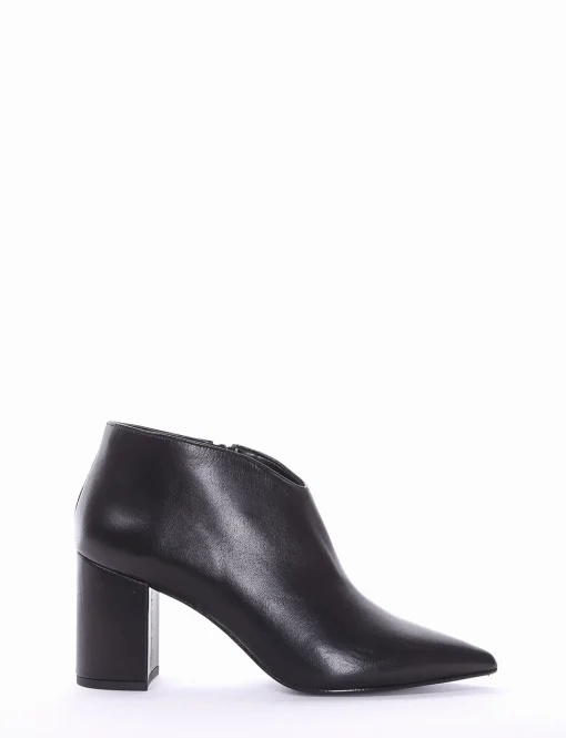 stivaletto tacco 8 cm nero