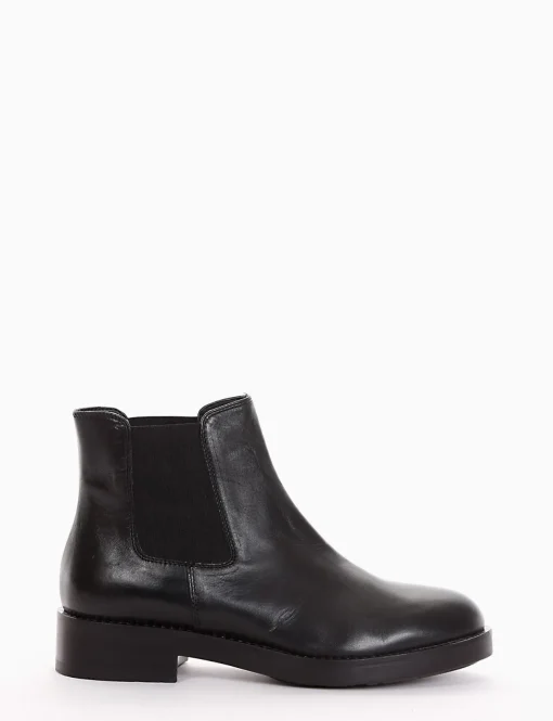 stivaletto tacco 2 cm nero