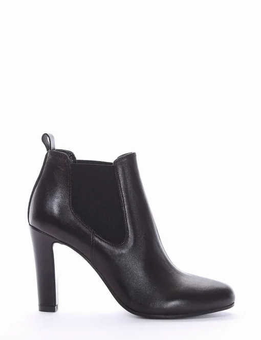 stivaletto tacco 8 cm nero