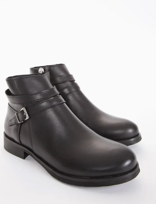 stivaletto tacco 2 cm nero
