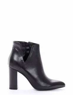 stivaletto tacco 8 cm nero