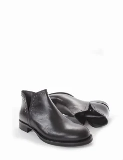 Stivaletto tacco 2 cm nero