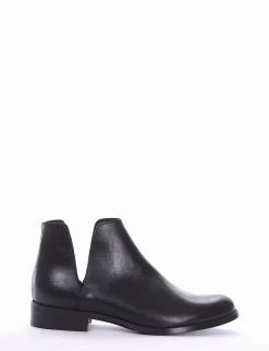 stivaletto tacco 2 cm nero
