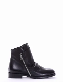 stivaletto tacco 2 cm nero