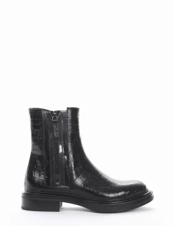 stivaletto tacco 2 cm nero