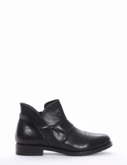 stivaletto tacco 2 cm nero