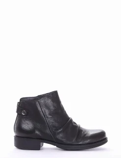 stivaletto tacco 2 cm nero