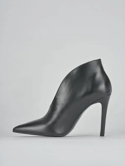 Stivaletto tacco 10 cm nero pelle