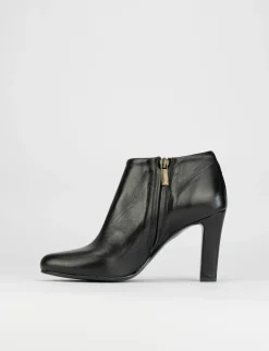 stivaletto tacco 8 cm nero