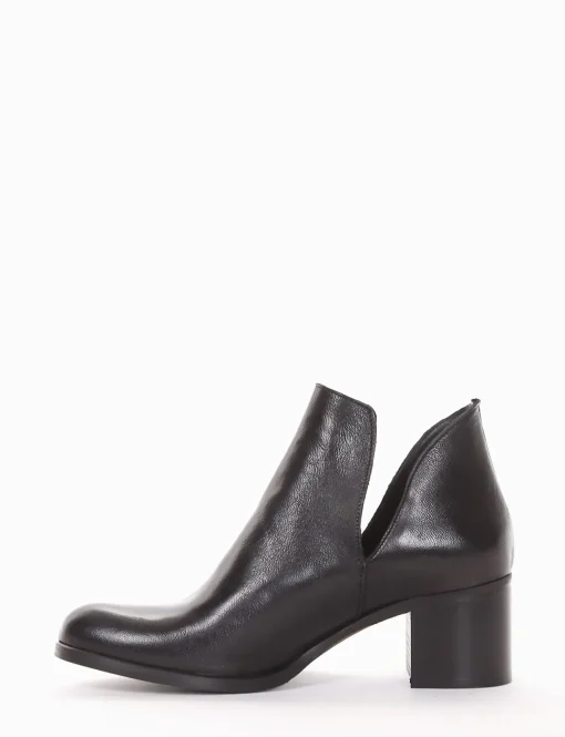 stivaletto tacco 5 cm nero