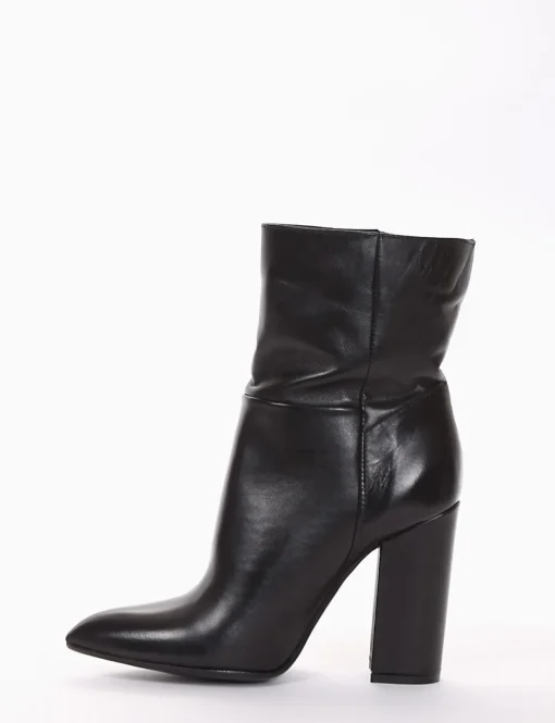 stivaletto tacco 8 cm nero