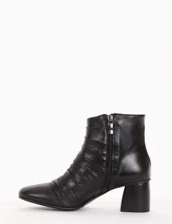 stivaletto tacco 5 cm nero