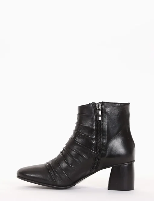 stivaletto tacco 5 cm nero