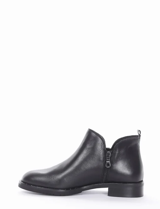 stivaletto tacco 2 cm nero