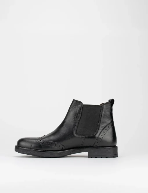stivaletto tacco 2 cm nero