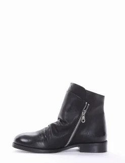 stivaletto tacco 2 cm nero