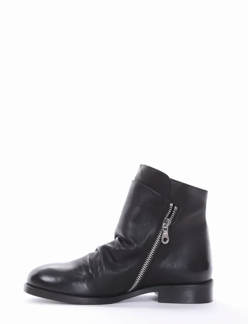 stivaletto tacco 2 cm nero