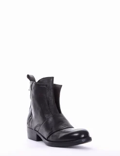 stivaletto tacco 2 cm nero