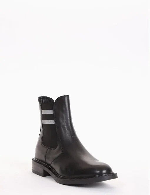 stivaletto tacco 2 cm nero
