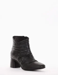 stivaletto tacco 5 cm nero