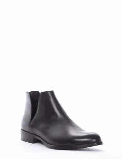 stivaletto tacco 2 cm nero