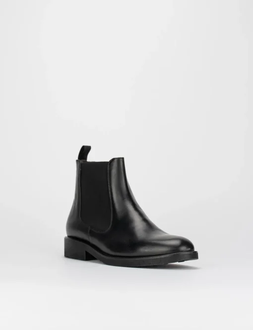 stivaletto tacco 2 cm nero