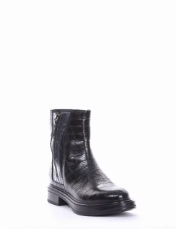stivaletto tacco 2 cm nero