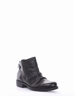 stivaletto tacco 2 cm nero