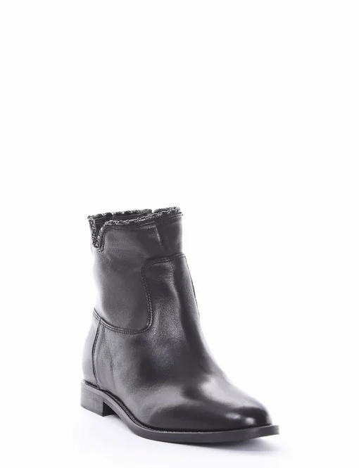 stivaletto tacco 2 cm nero
