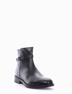 stivaletto tacco 2 cm nero