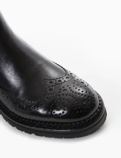 stivaletto tacco 2 cm nero