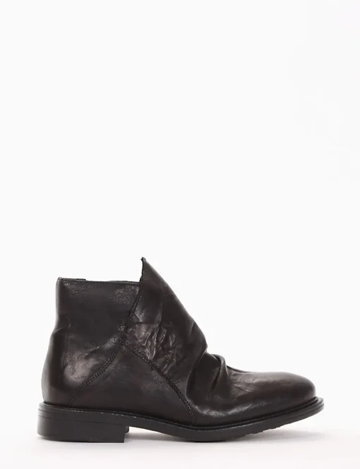 stivaletto tacco 2 cm nero