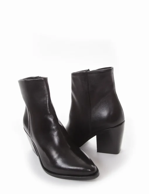 stivaletto tacco 5 cm nero