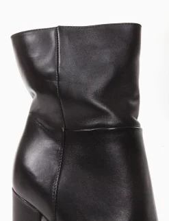 stivaletto tacco 8 cm nero