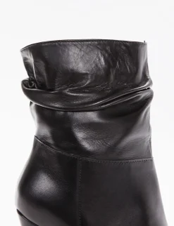 stivaletto tacco 8 cm nero