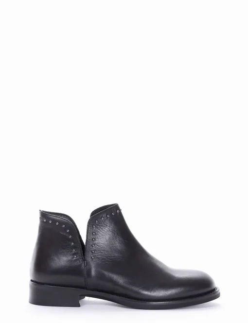 Stivaletto tacco 2 cm nero