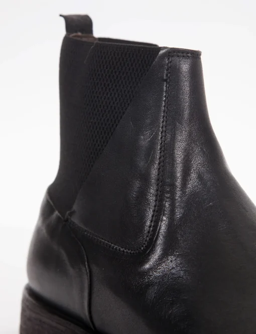 stivaletto tacco 2 cm nero